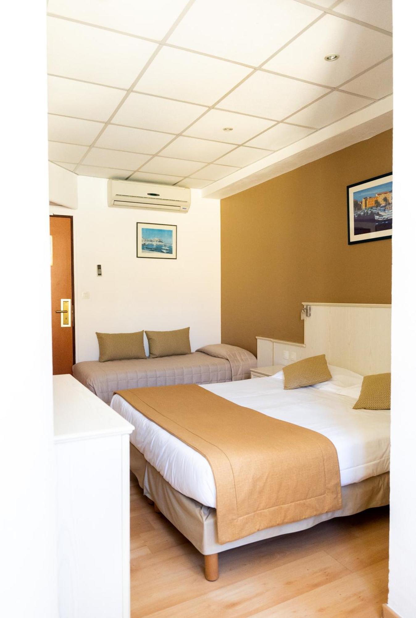 Hotel Du Golfe อฌักซิโอ้ ภายนอก รูปภาพ